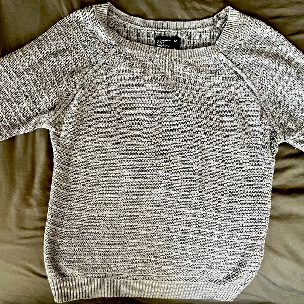 American Eagle blue-gray sweater, 3/4 sleeves